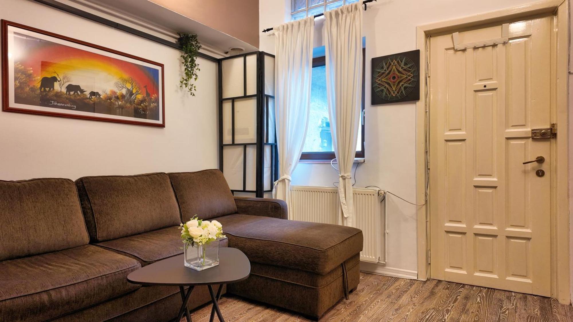 Intimo Oldtown Romantic Apartment Braşov Dış mekan fotoğraf