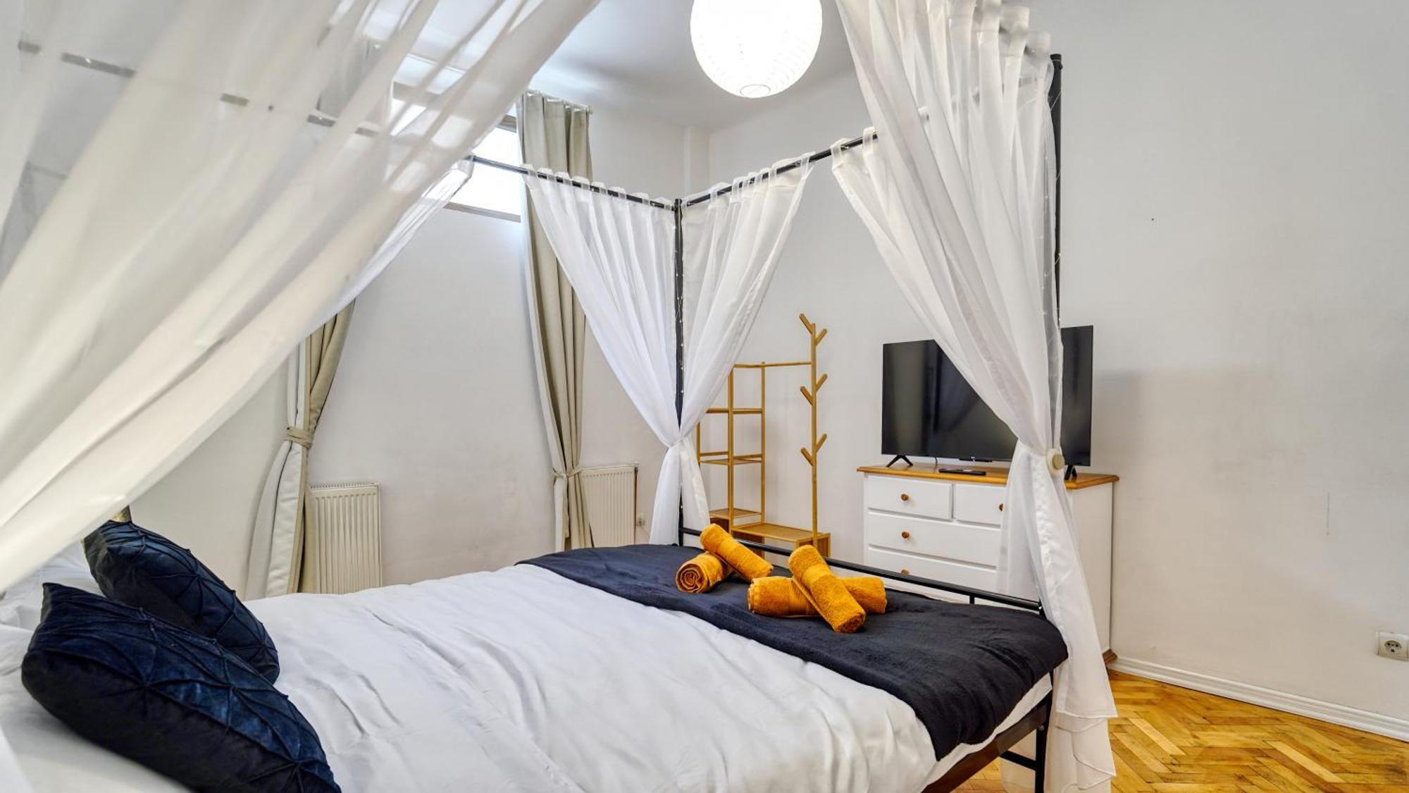 Intimo Oldtown Romantic Apartment Braşov Dış mekan fotoğraf