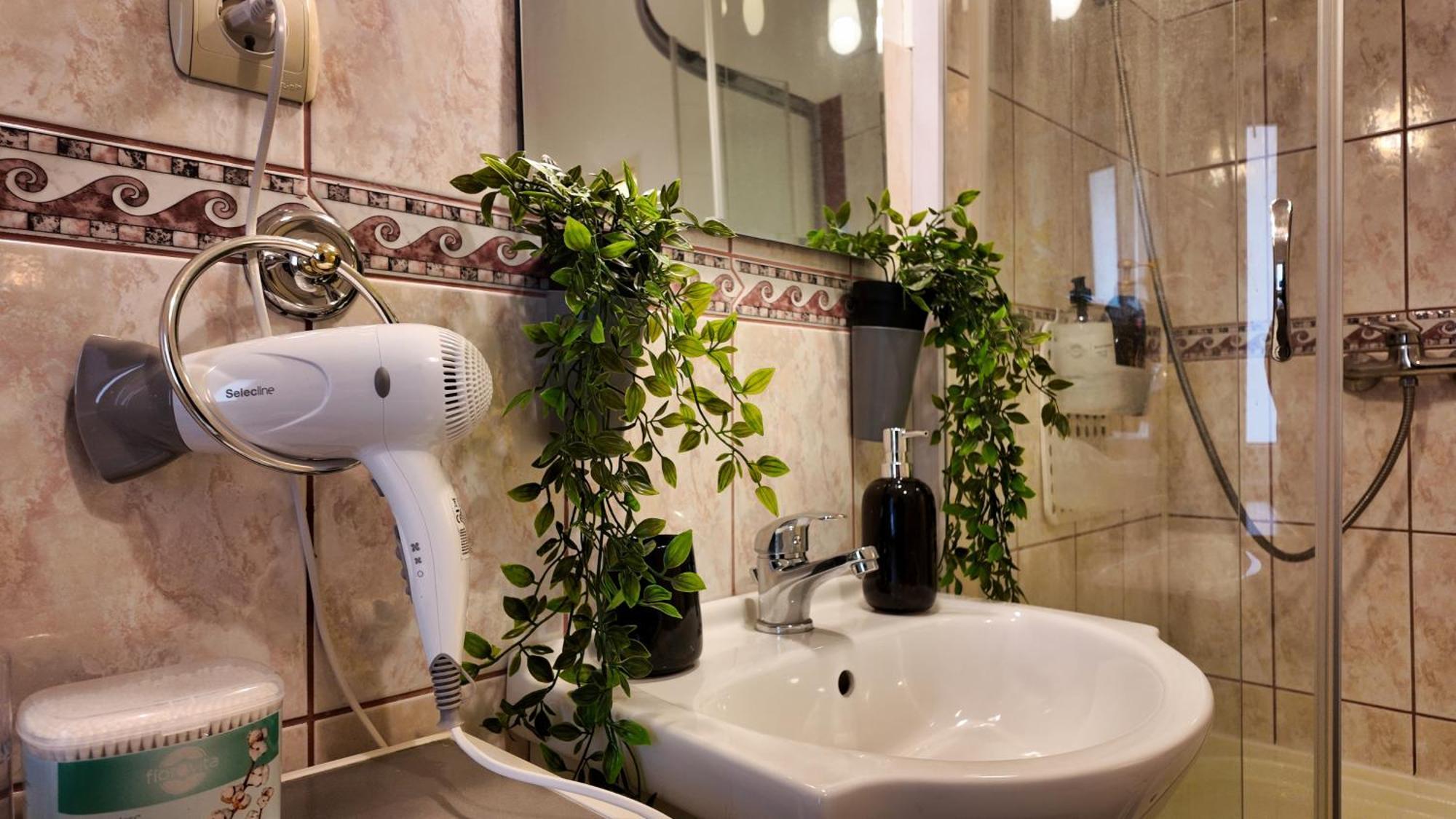 Intimo Oldtown Romantic Apartment Braşov Dış mekan fotoğraf